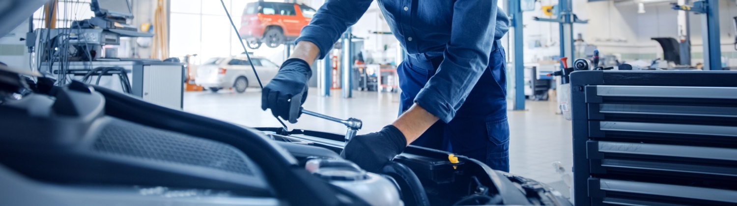 Motor Mechanic Near Me At McPhail Auto In Hamilton, ON